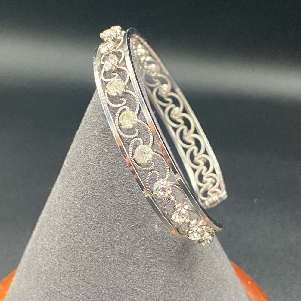 Gorgeous Krementz Signed Sparkly Crystal Rhinestone Cuff Bracelet